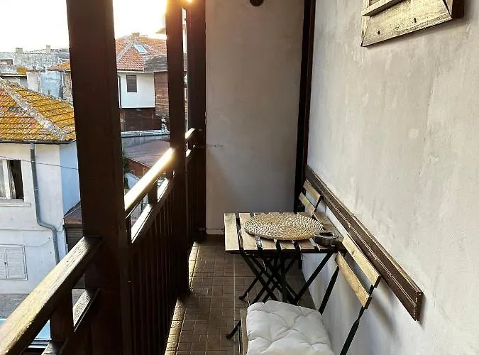 Guest Melsambria Гостевой дом Несебр