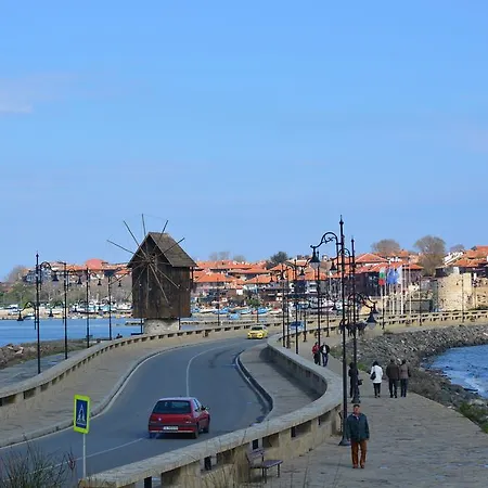 Guest house Guest Melsambria 4*