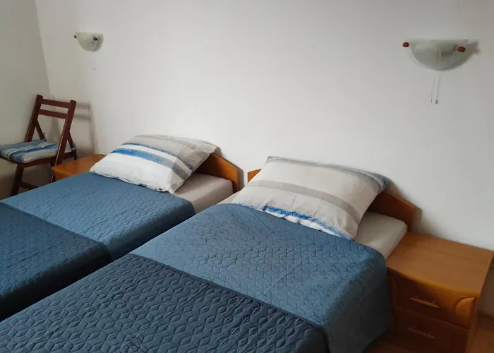 Guest Melsambria 招待所 4*